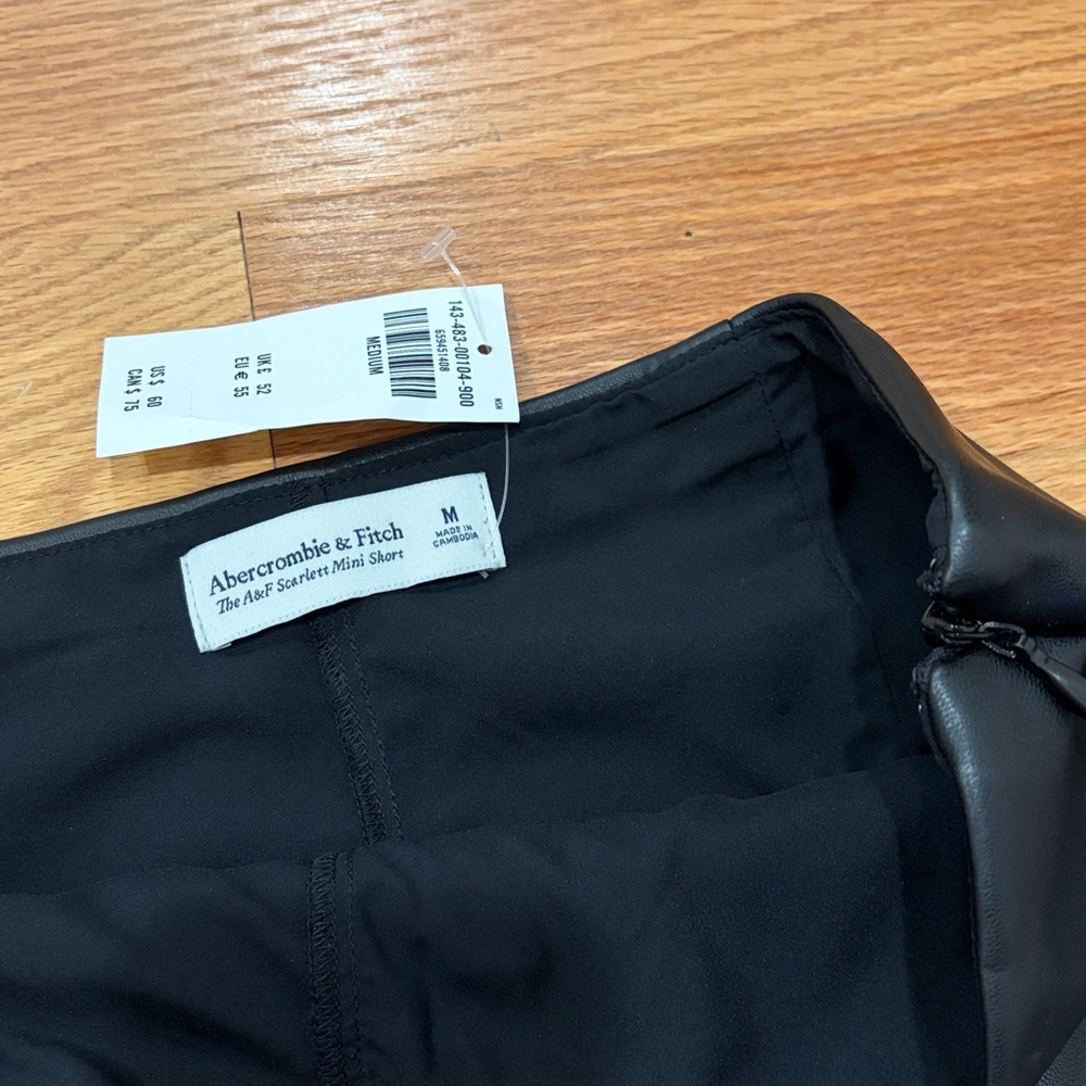Abercrombie & Fitch Scarlett Vegan Leather Mini Skort - Picture 10 of 12
